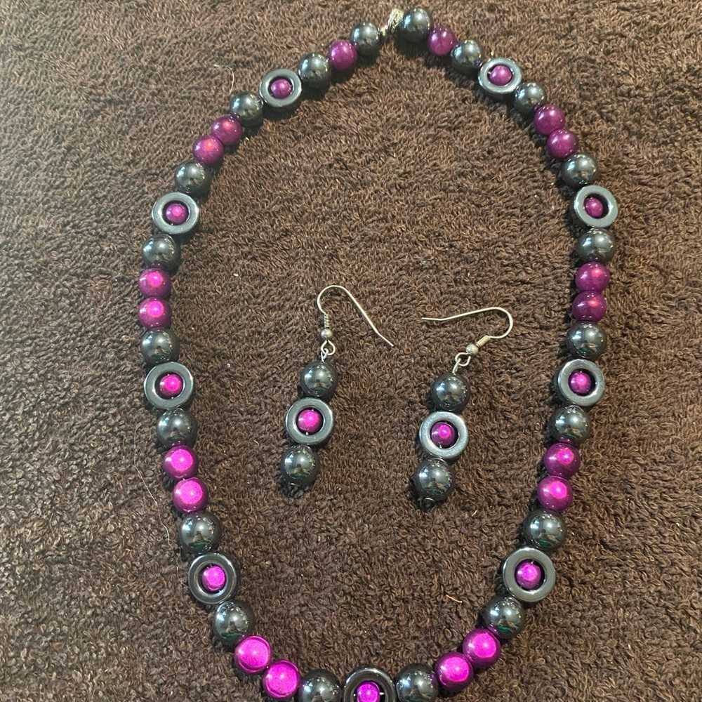 Elegant Pink and Silver Beaded Jewelry Set